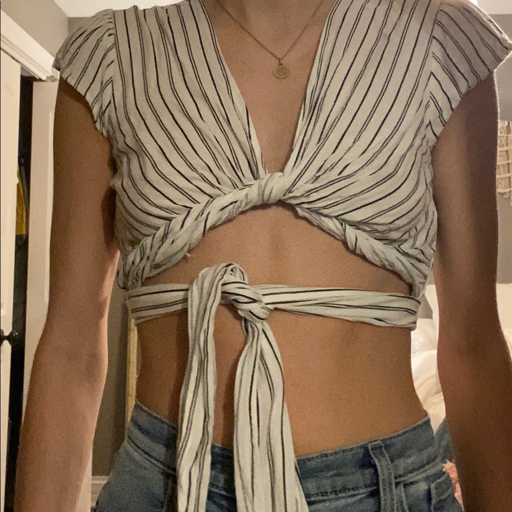 wrap crop top